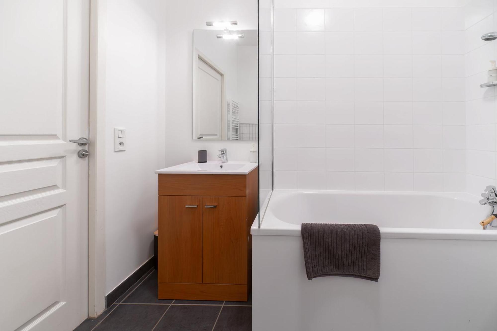 Le Brit - Grand Appartement Design, 3 Chambres, Centre Ville Vichy Luaran gambar