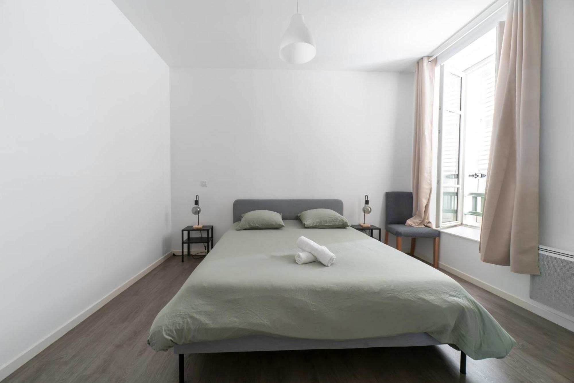 Le Brit - Grand Appartement Design, 3 Chambres, Centre Ville Vichy Luaran gambar