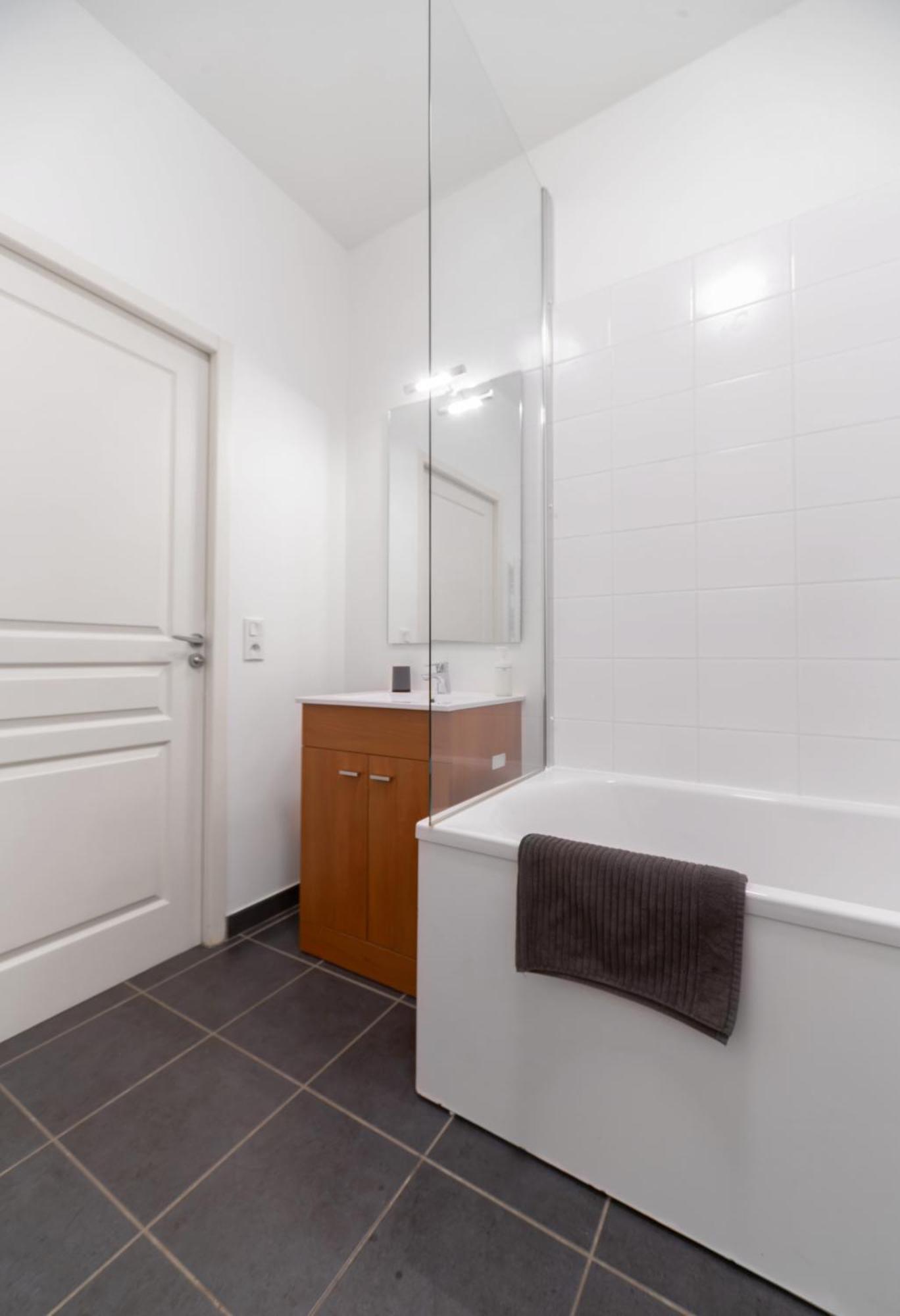 Le Brit - Grand Appartement Design, 3 Chambres, Centre Ville Vichy Luaran gambar