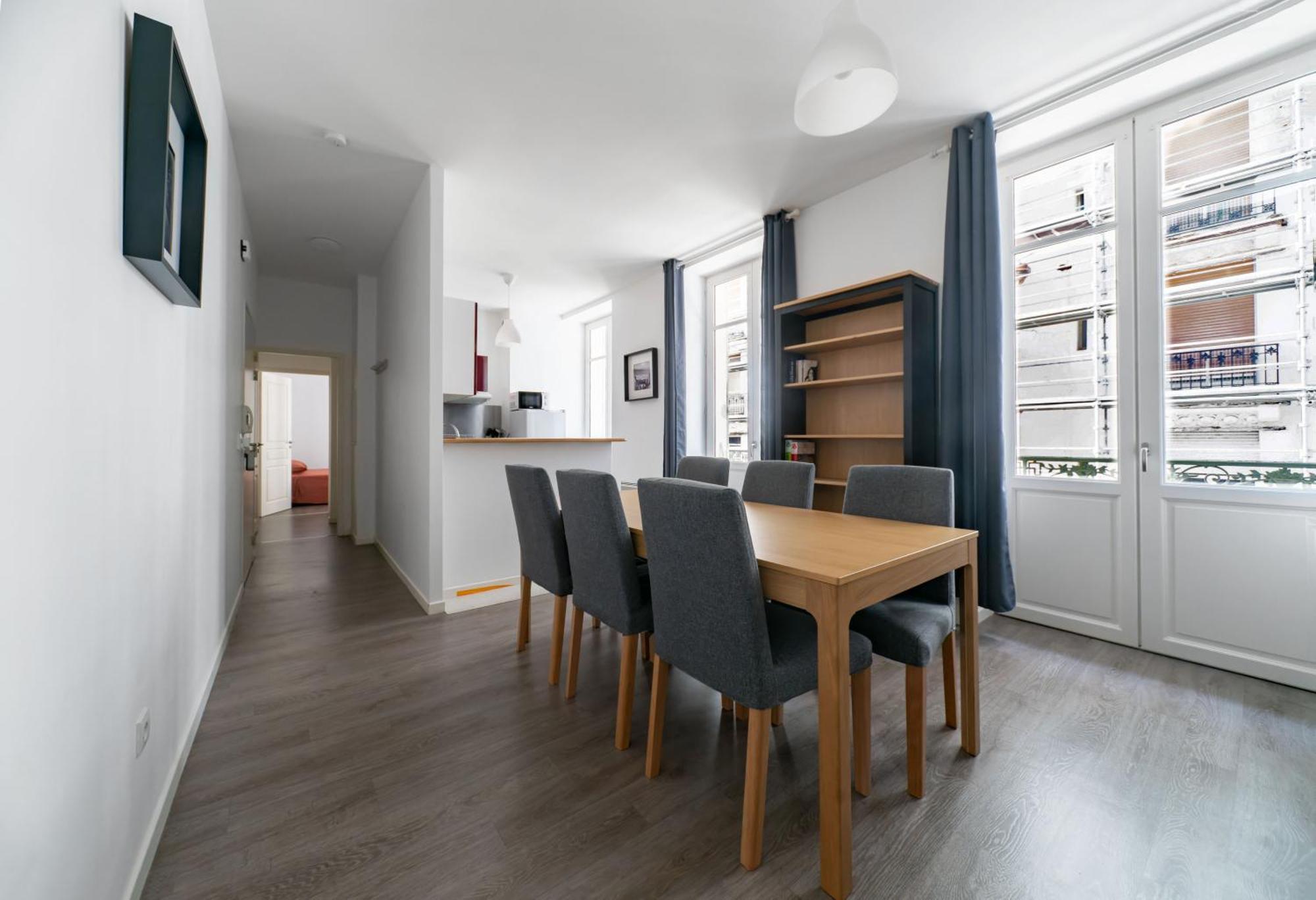 Le Brit - Grand Appartement Design, 3 Chambres, Centre Ville Vichy Luaran gambar